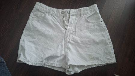 Weisse Sommer Shorts von Primark, Grösse 38