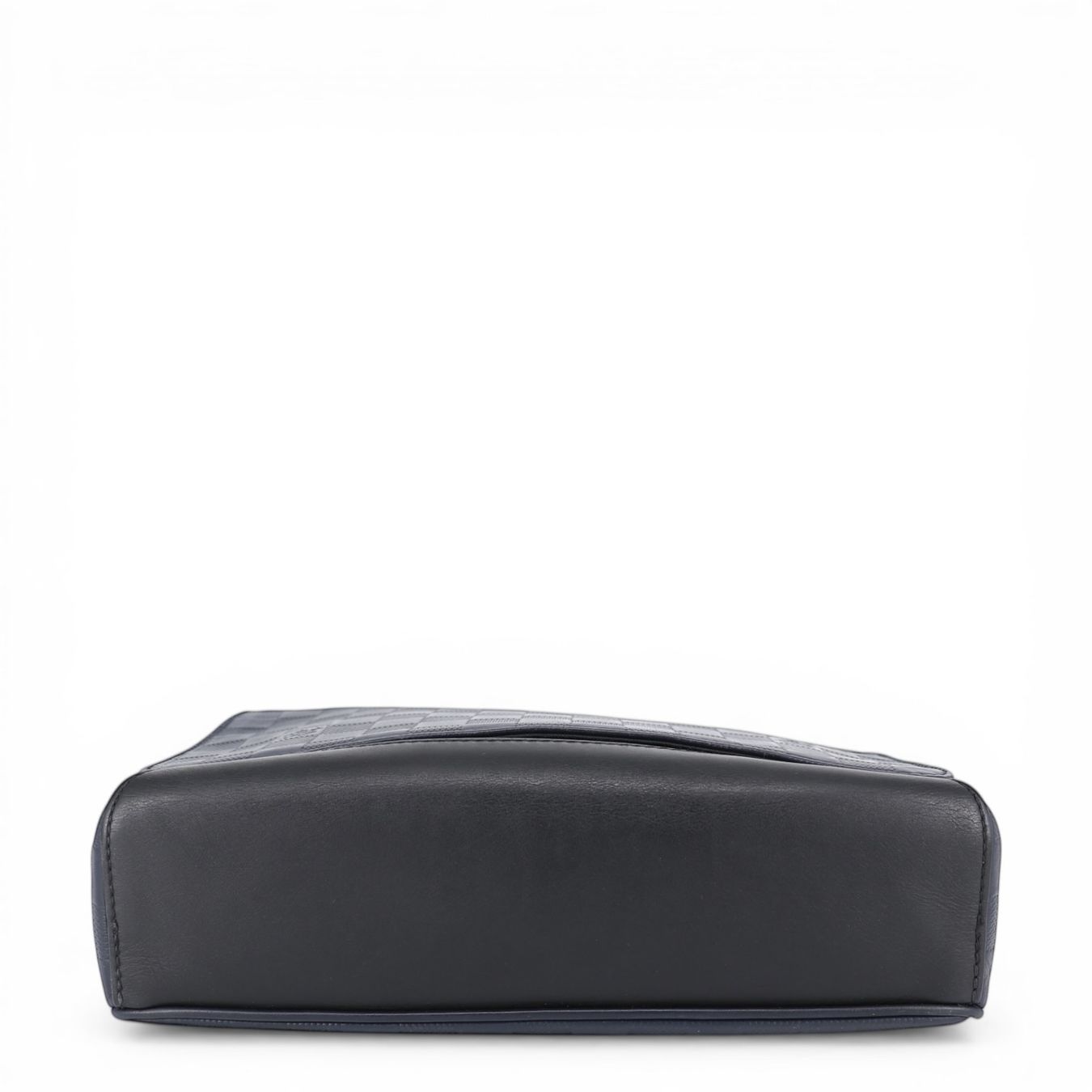 Louis Vuitton Taschen: Louis Vuitton District PM Damier Infini Messenger – Gebraucht aus Binningen von Designerlabels 5