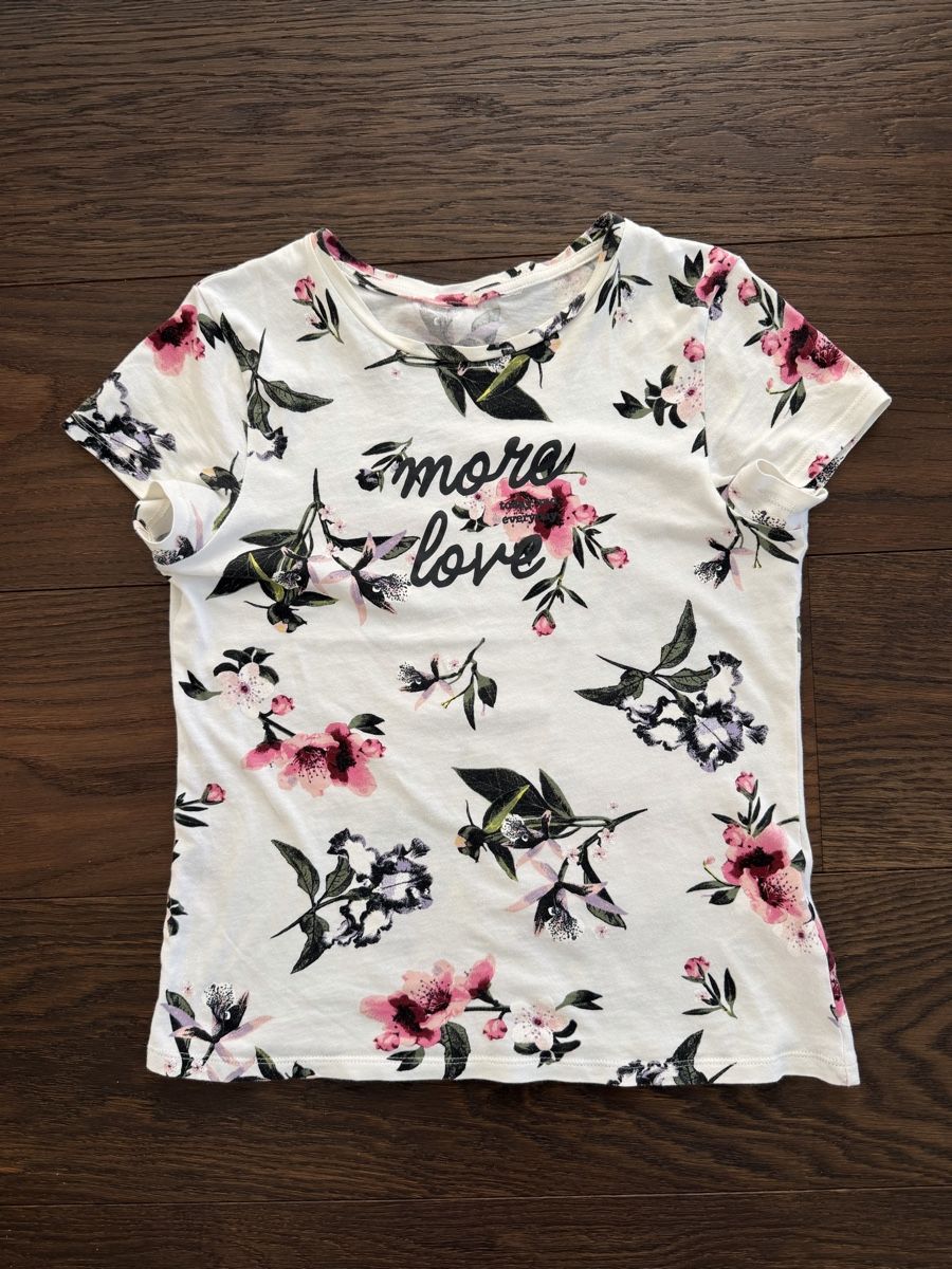 Blouses, T-shirts & Tops: T-Shirt Mädchen – D'occasion à Pfäffikon ZH par aveo14