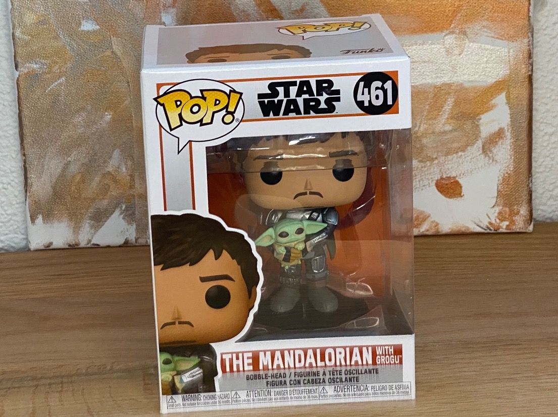 Funko Statuette: Funko Pop - Star Wars - The Mandalorian with Grogu #461 – Nuovo e nell'imballaggio originale da Oensingen venduto da CSCollectors