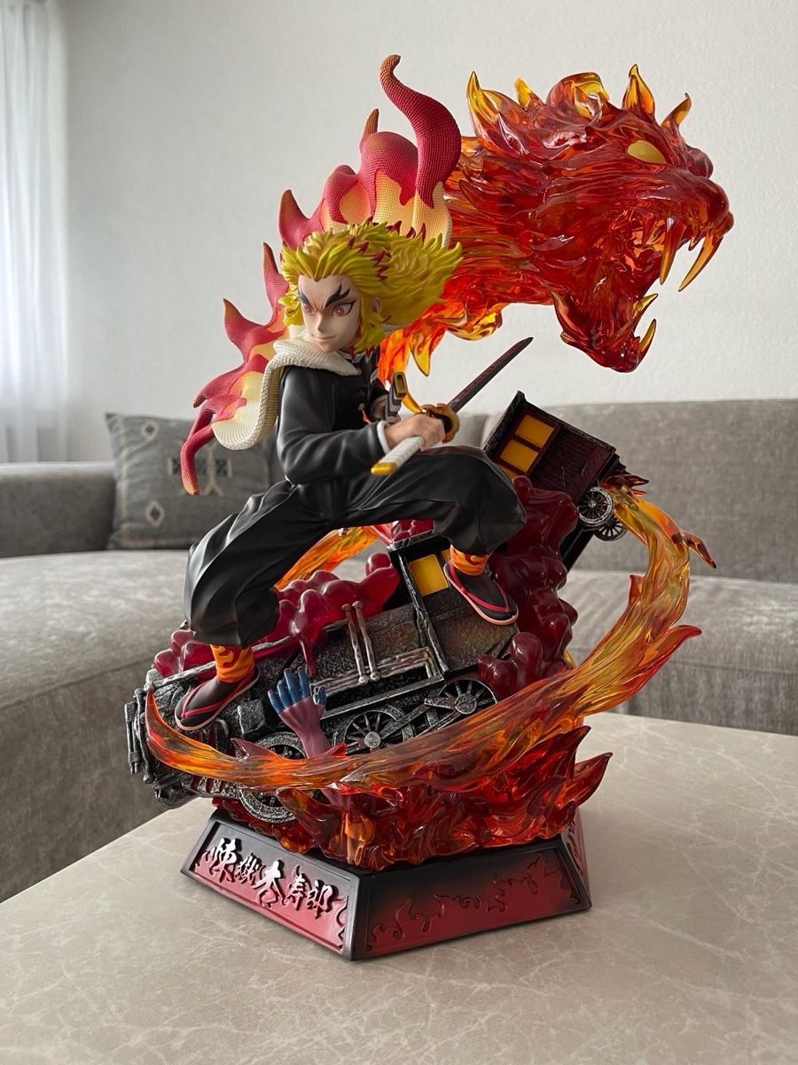 Figurines: Demon Slayer Rengoku – D'occasion à Zürich par Haris1998