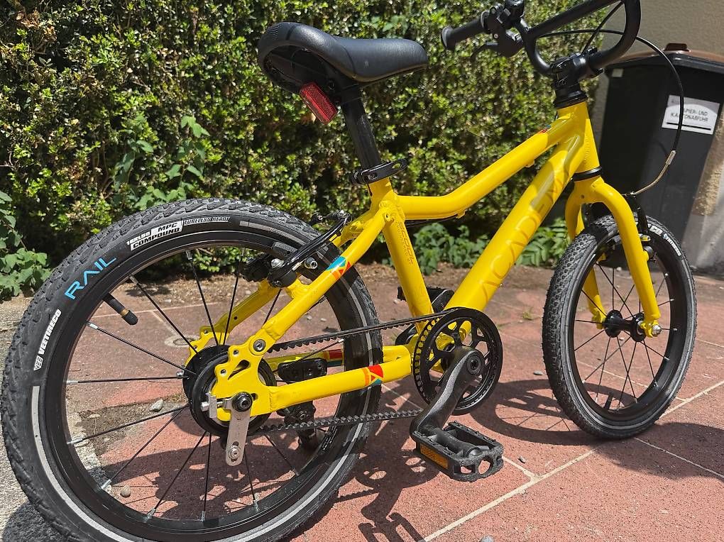 Academy Biciclette: Academy Belter 16" Kinder-Velo  fast neu – Usato da Bern venduto da JossiBE 1