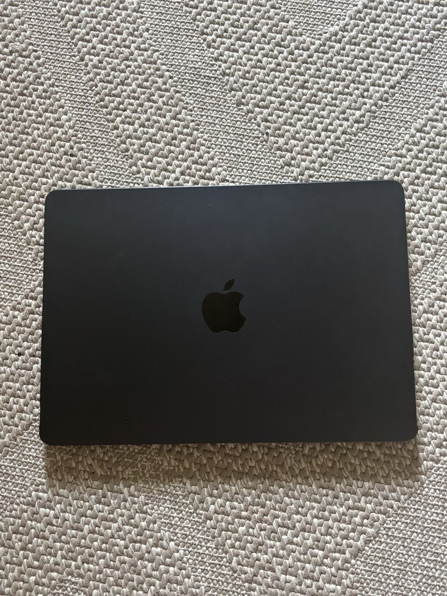 Apple Notebooks: Mac air M2 2022 – Neu (gemäss Beschreibung) aus Sion von liz_c8h6 1