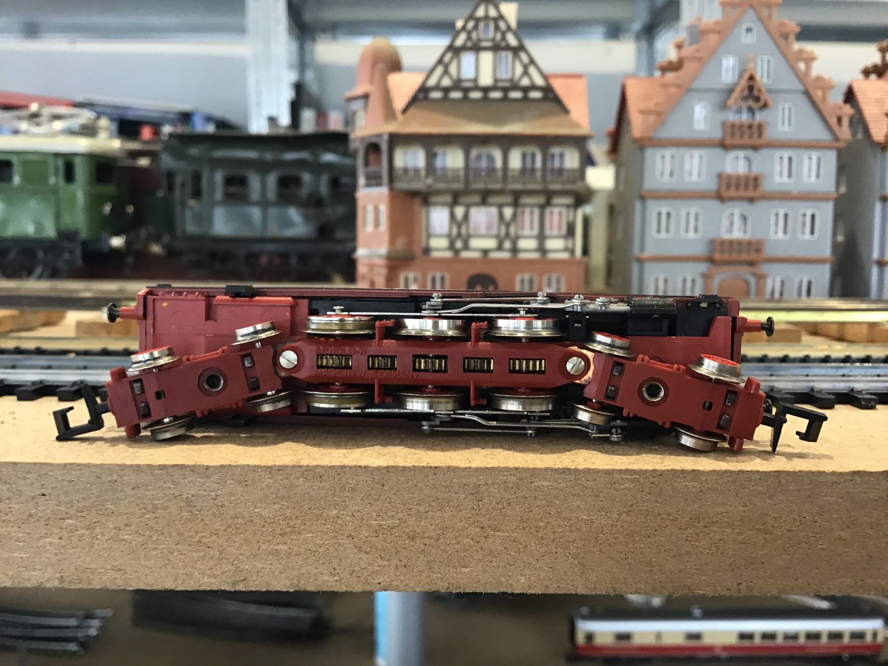 Arnold Modellini di ferrovie: ARNOLD SPUR N Dampflok BR 78 – Usato da Männedorf venduto da Modell-Spezialisten 3