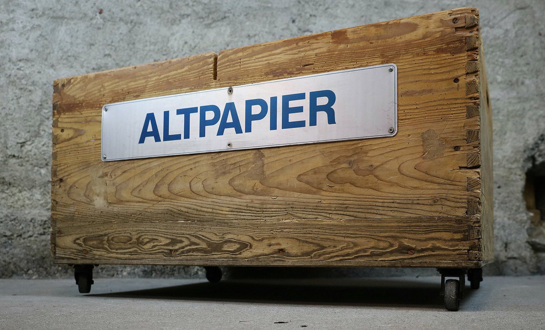 Transportkisten: XL Holzkiste, Kiste auf Lenkrollen "Altpapier" – Gebraucht aus Birrwil von brandschatz_birrwil 9