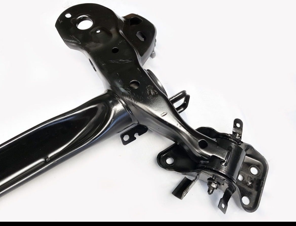Peugeot Tutti pezzi di ricambio auto: Hinterachse Peugeot 207 NEU – Nuovo (secondo la descrizione) da Oensingen venduto da keingeld 4