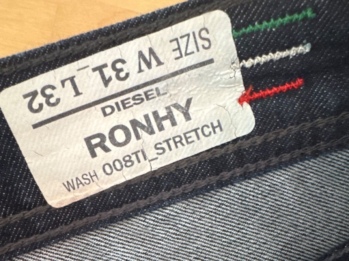 Diesel Jeans: Jeans Diesel "Ronhy" W31 L32 – Gebraucht aus Winterthur von Emma0312 5