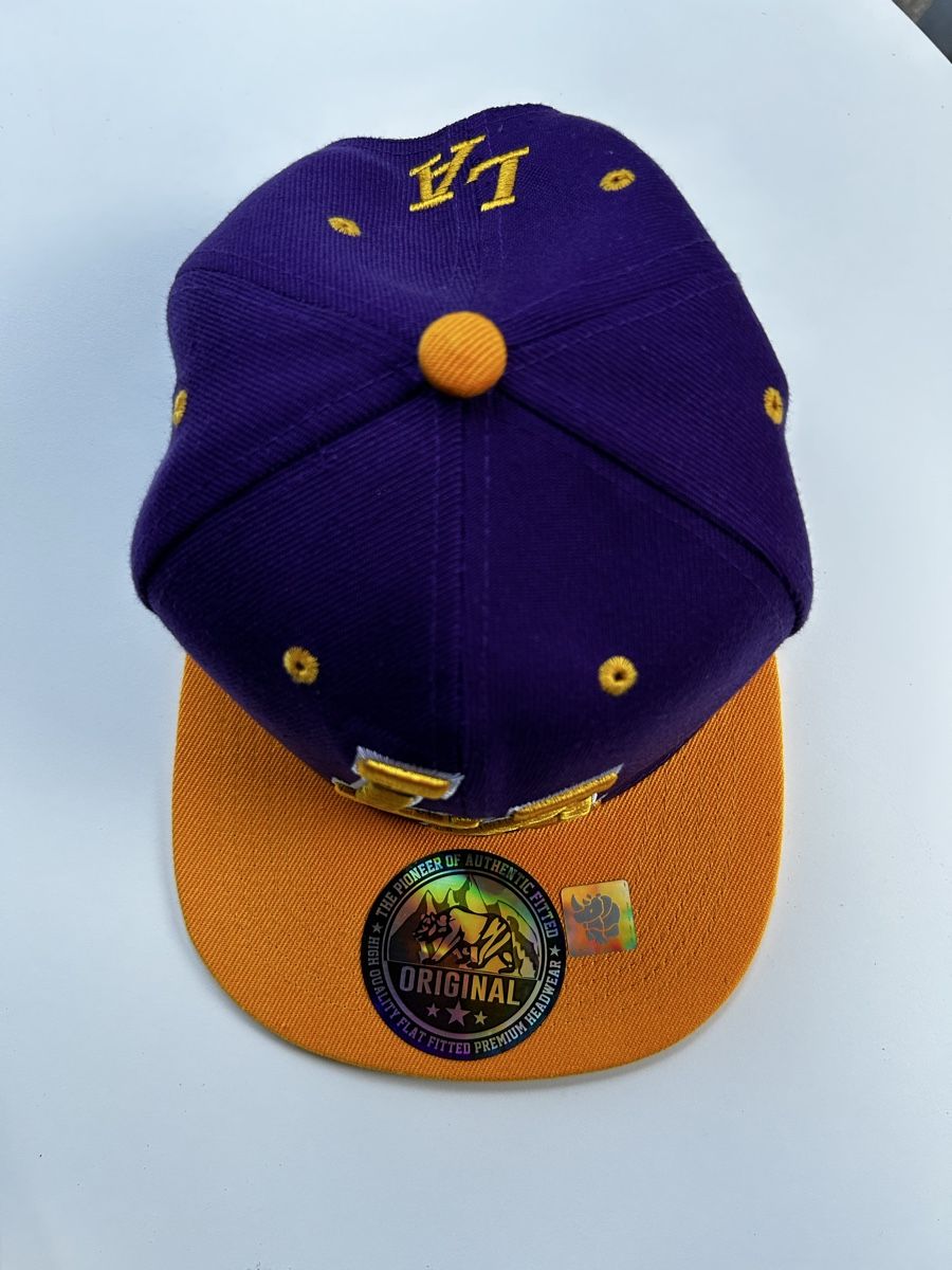 Hüte, Mützen & Caps: Snapback LA - ultraviolet/goldenyellow – Neu (gemäss Beschreibung) aus Zollikofen von LUKE_THRIFTS 1