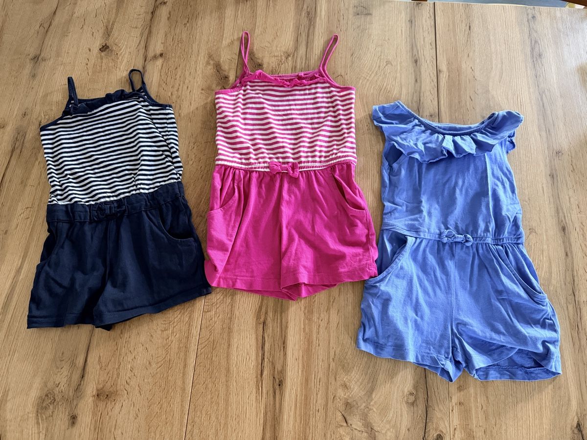 Lotti & Set di vestiti: Lotto bambina 92-98 – Usato da Sigirino venduto da RamonaLamboo 1