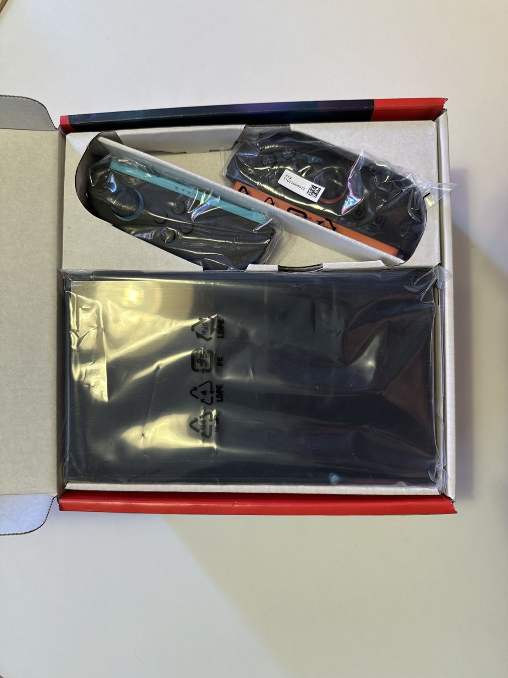 Nintendo Consoles: Nintendo Switch 2 (2025) – D'occasion à Basel par Paul8607 4