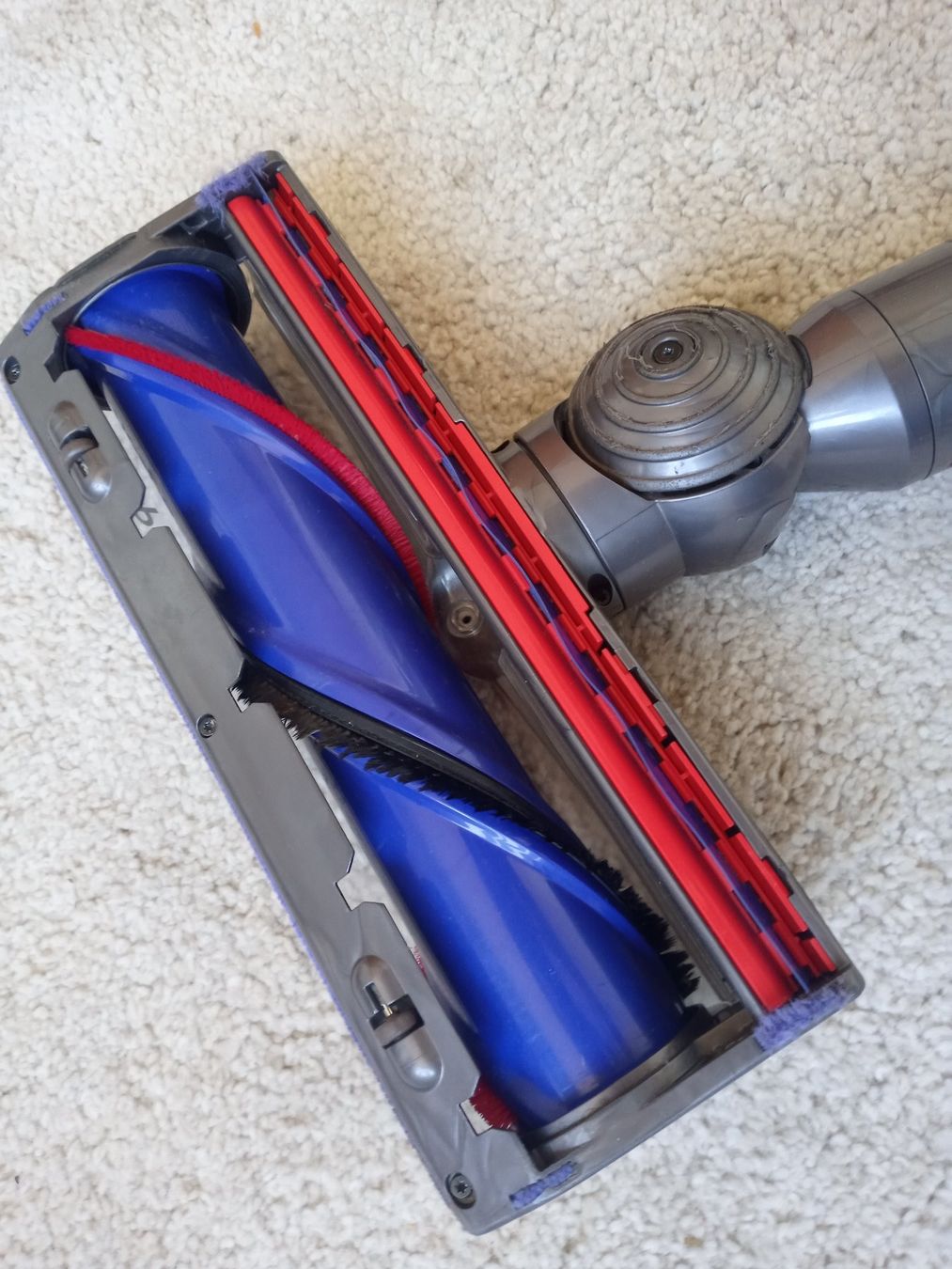 Dyson Aspirateurs & Accessoires: Handstaubsauger Dyson V7 – D'occasion à Prez-vers-Siviriez par Monija70 6