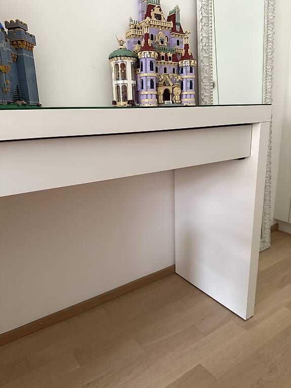 Tavoli da trucco: Coiffeuse blanche IKEA – Usato da Nyon venduto da vso_9kys 3