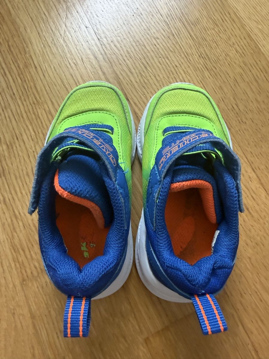 Schuhe für Jungen: Sketchers Light Gr23 – Gebraucht aus Zürich von audrey_dri 1