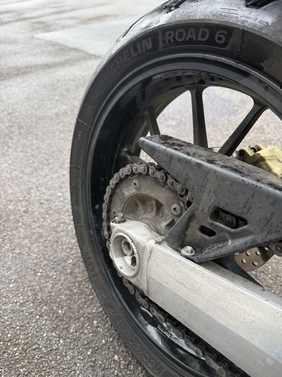 KTM Strada: KTM Duke II – Usato da Saas-Grund venduto da Benato11 6