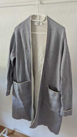 Zara knit Strickjacke grau in S, top Zustand
