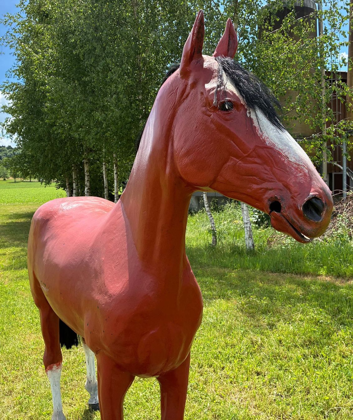 Statuette: Pferd Rot-Braun Lebensgross – Usato da Bäretswil venduto da robsonantik 4