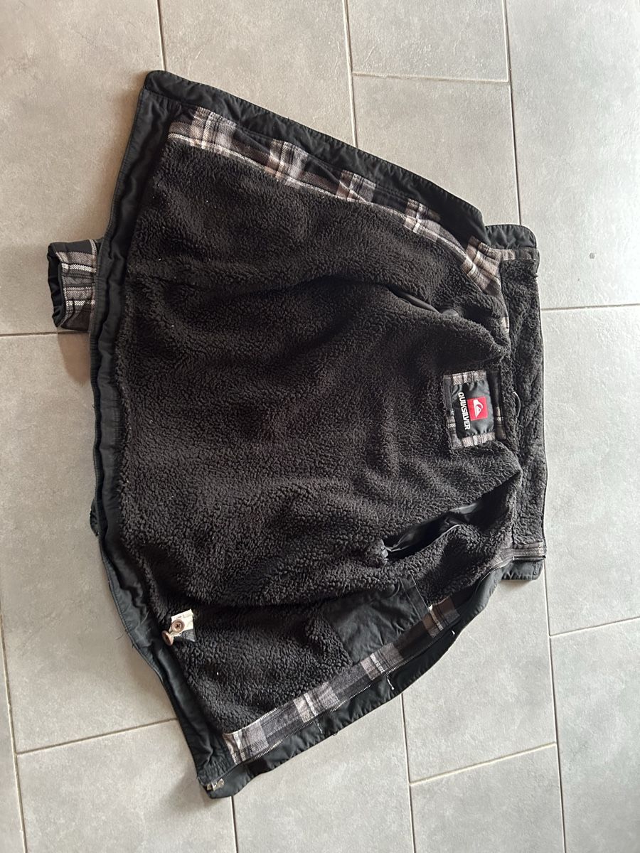 Quiksilver Jacken: Veste taille L – Gebraucht aus Couvet von ori_8sbk 1