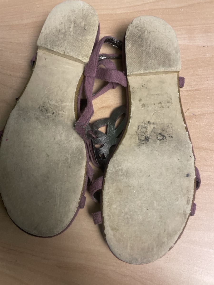 Scarpe per ragazze: Sommer Sandale von Bata, Lila, Gr. 33 gebraucht – Usato da Obergerlafingen venduto da cabo4 1