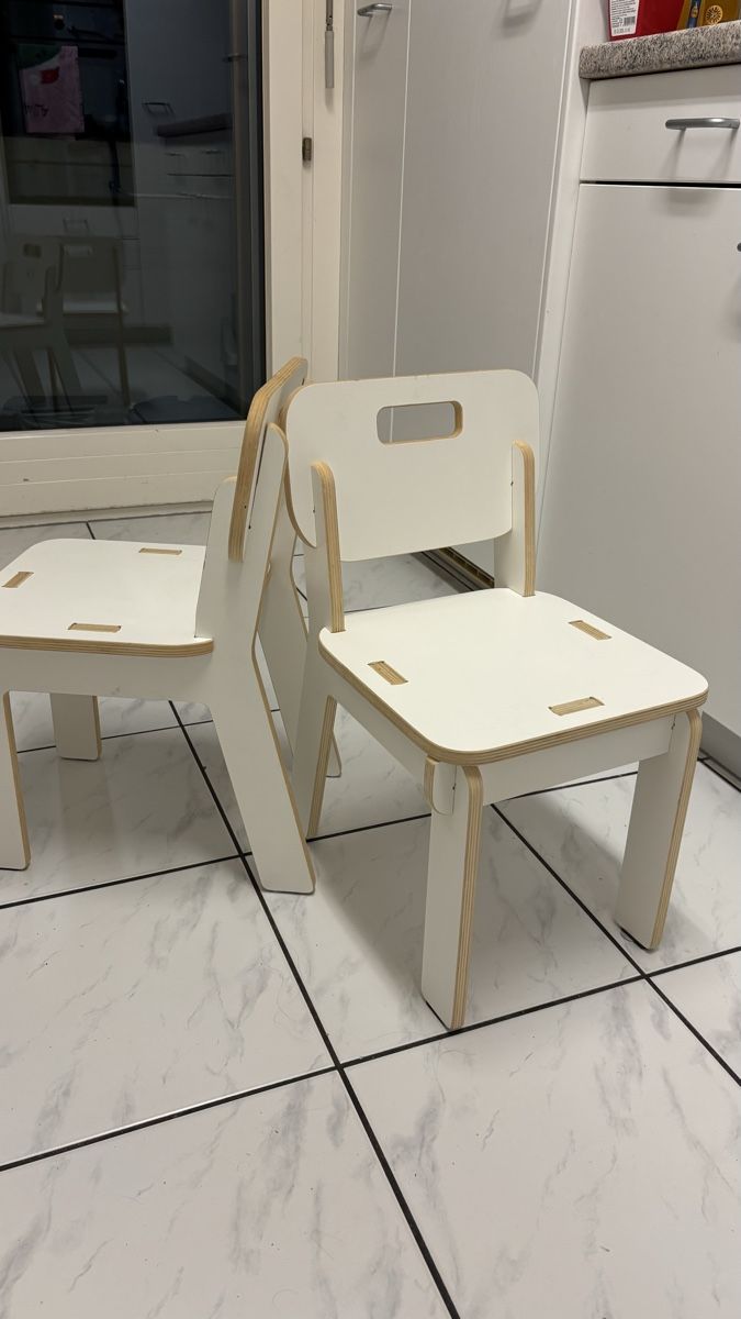 Stühle: Kinderstühle – Gebraucht aus Zumikon von agn_k6dc