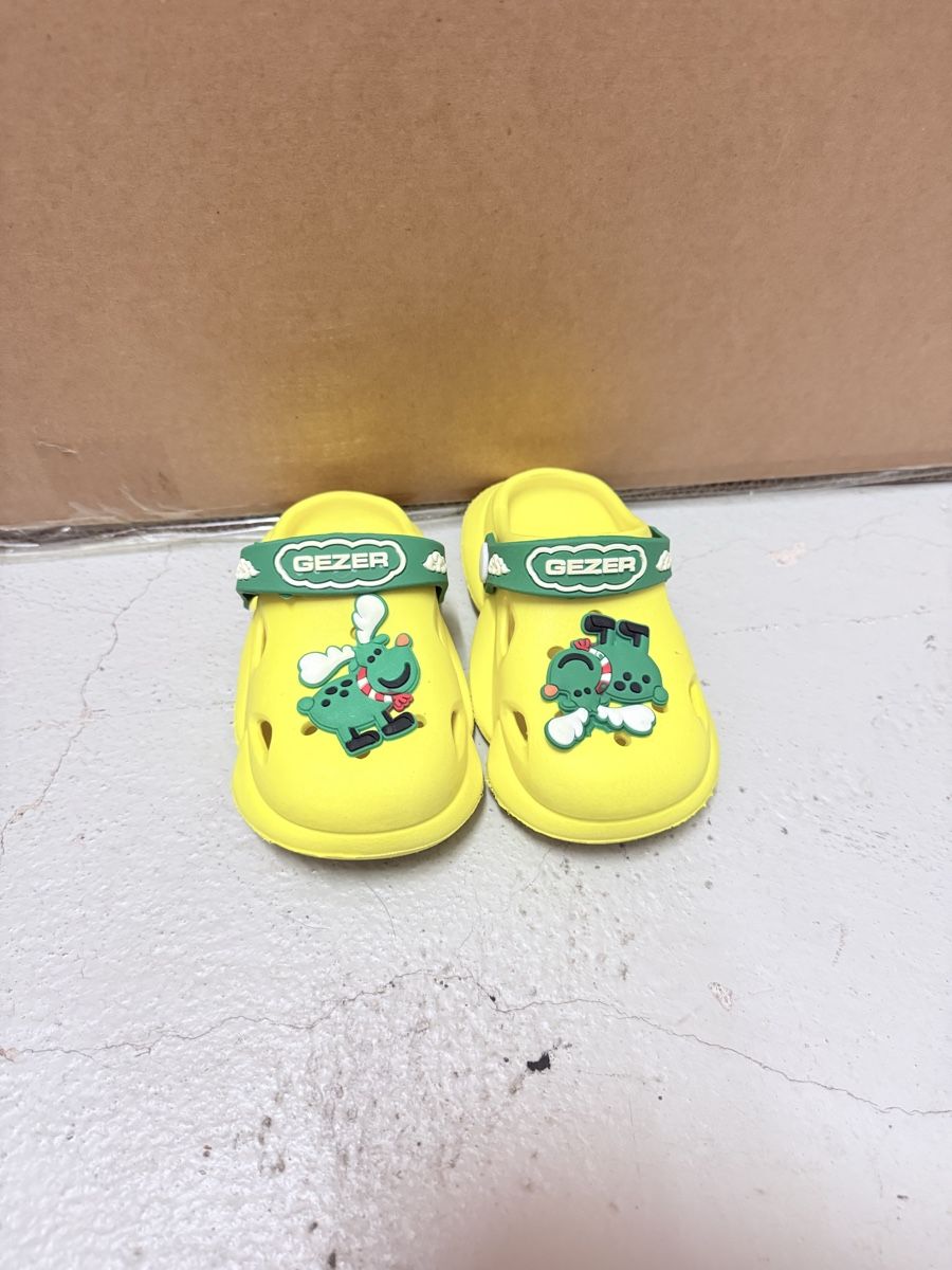Crocs Schuhe für Mädchen: Kindersandalen  – Gebraucht aus Pfäffikon ZH von nad_68pg 1