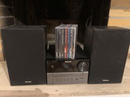 Stereo Anlage von Philips mit div Hörspiele