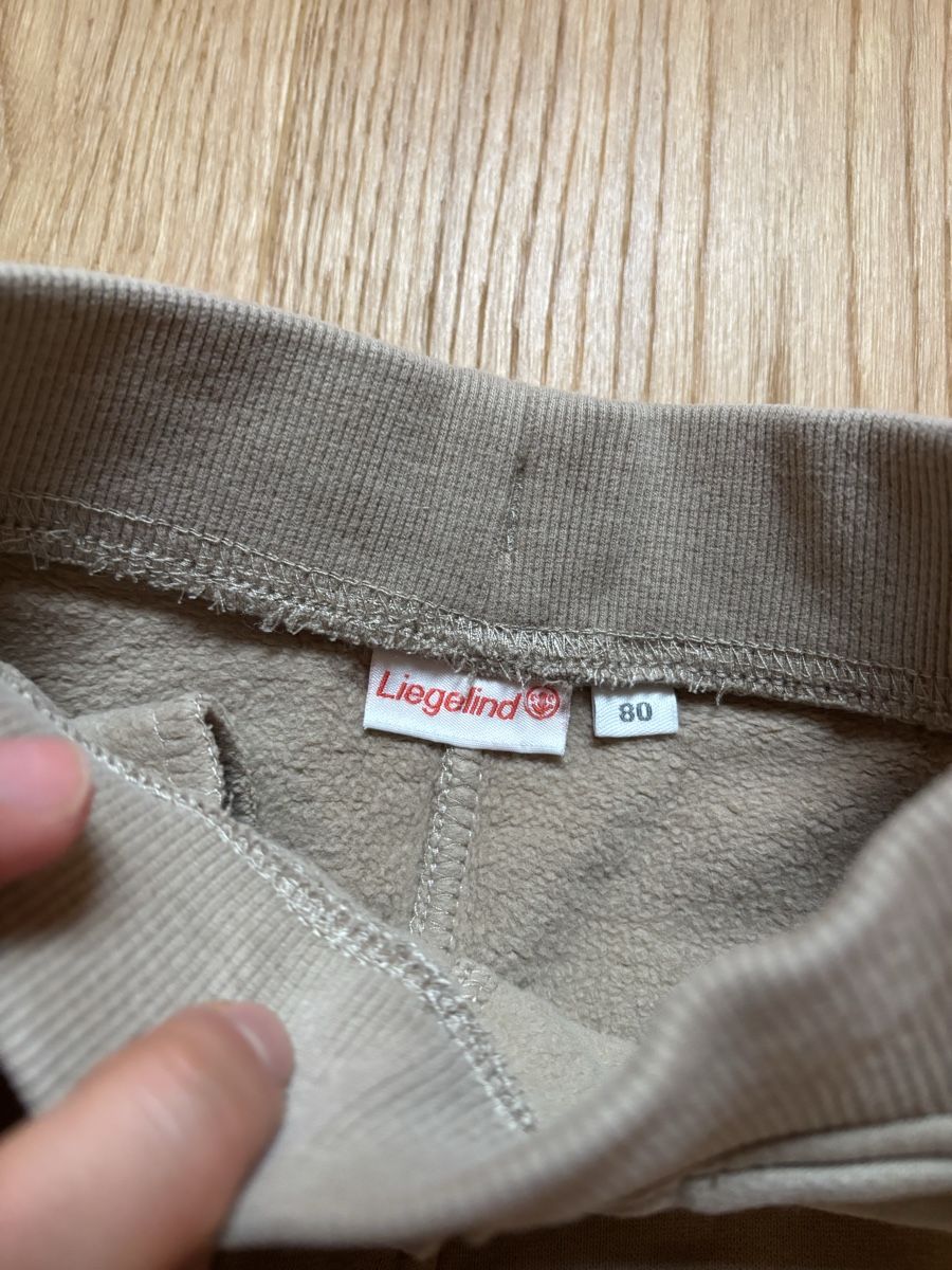 Pantaloni: Jogginghose beige, Gr. 80, Baumwolle – Usato da Hagenbuch ZH venduto da LisaChristine 1