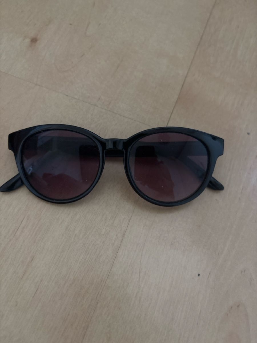 Occhiali & Lenti: Sonnenbrille  – Nuovo (secondo la descrizione) da Ostermundigen venduto da z_l