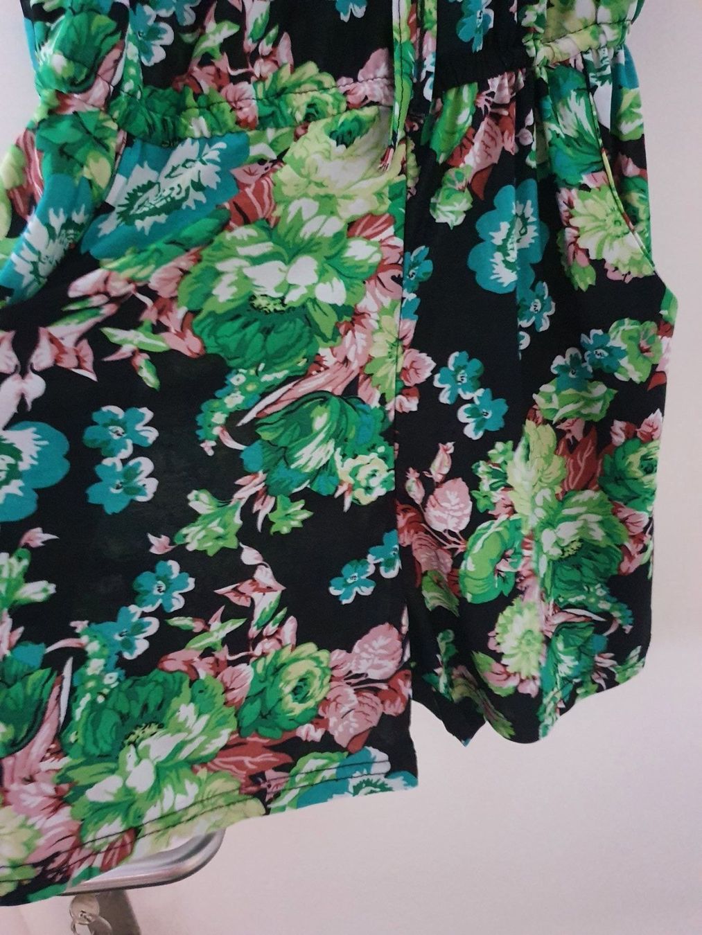 Tute: Jumpsuit Gr. S – Usato da Thalwil venduto da Coco2025 2