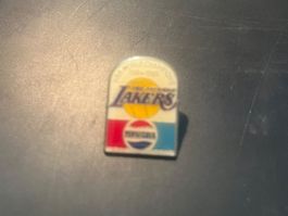 *Los Angelas Lakers Pin*