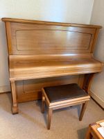 Antikes Klavier Sabel mit Hocker