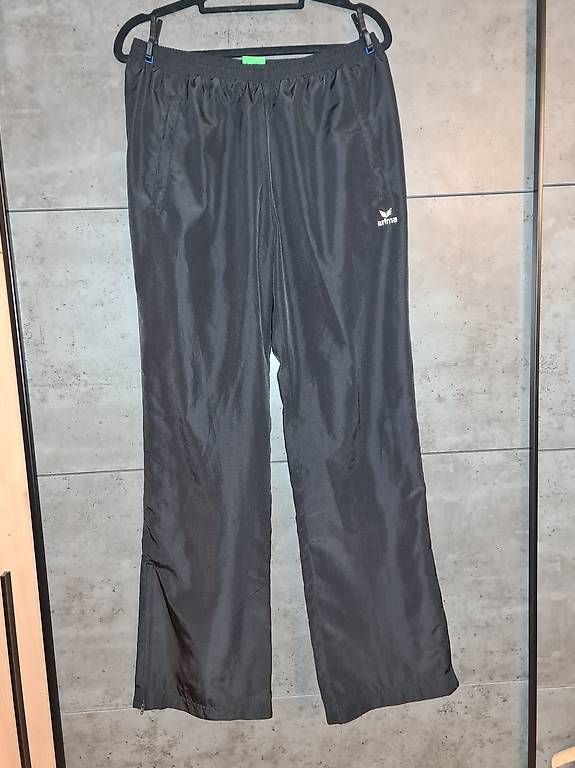 Pantaloni: Erima Trainerhose Gr. 40 Damen – Usato da Rupperswil venduto da Homer20