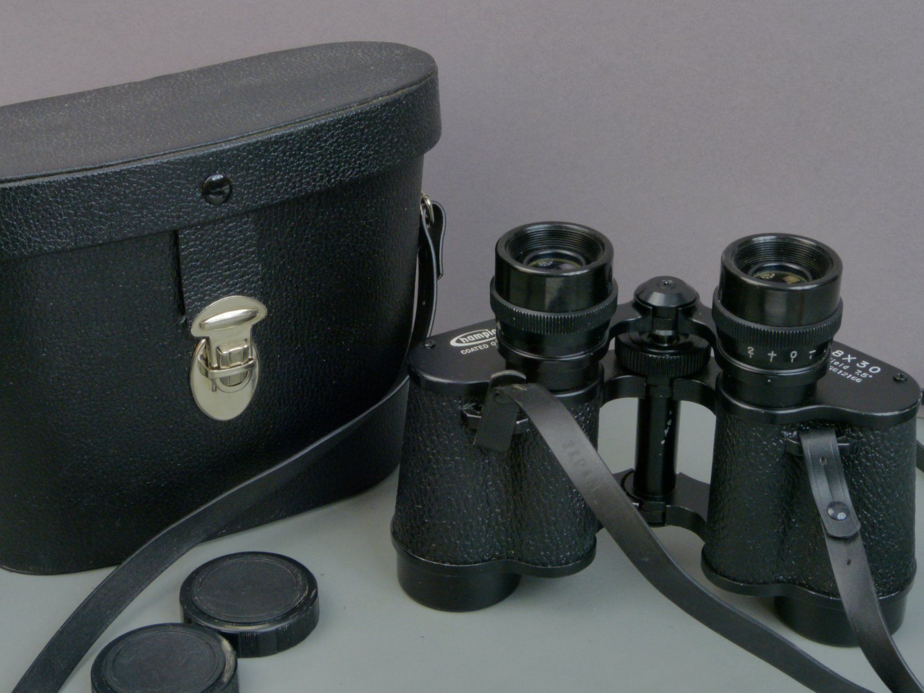 Binocoli: Feldstecher Champion 8 x 30 Coated Optics + Köcher – Usato da Rheineck venduto da mur.man 2