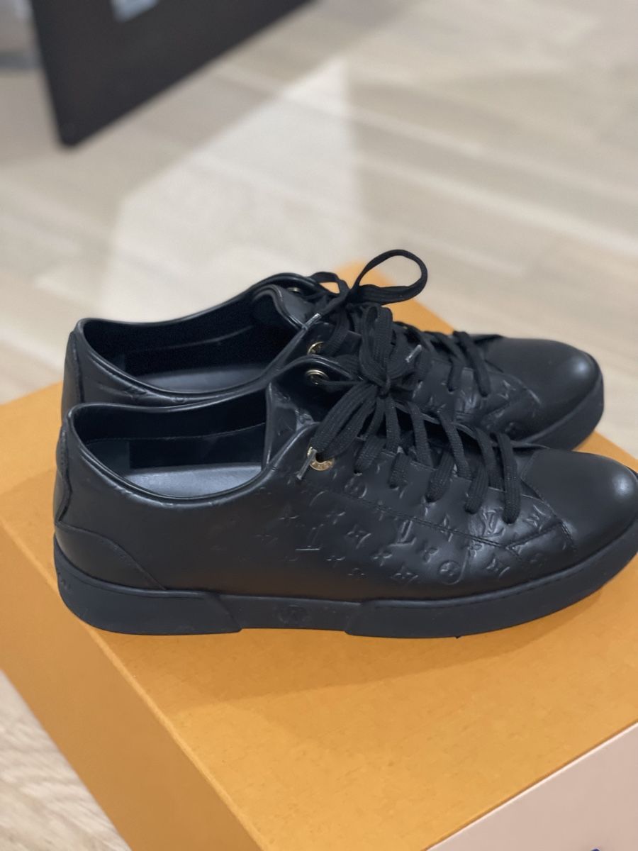 Louis Vuitton Damenschuhe: LV monogram sneakers  – Gebraucht aus Nyon von dar_lck7 1