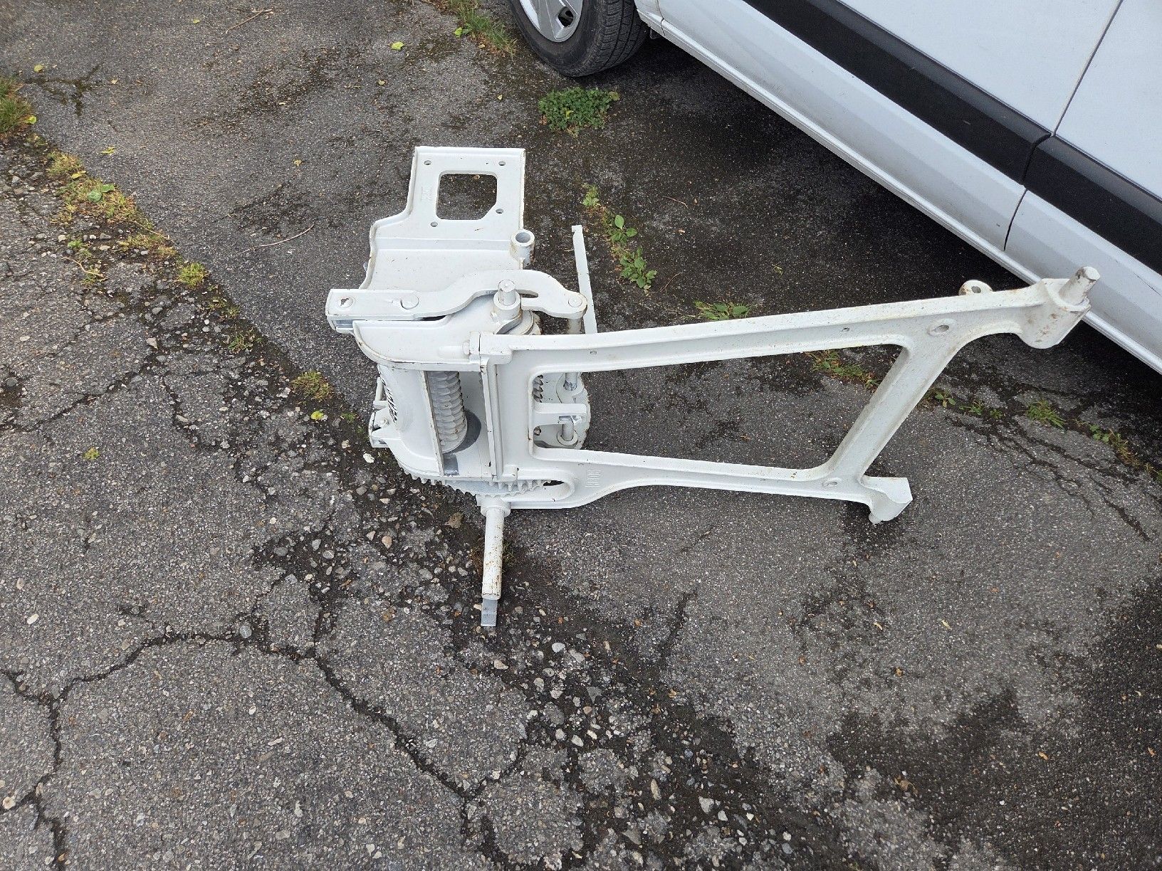 Häcksler: alte häcksler maschine  – Defekt aus Wattenwil von Dk2131 2