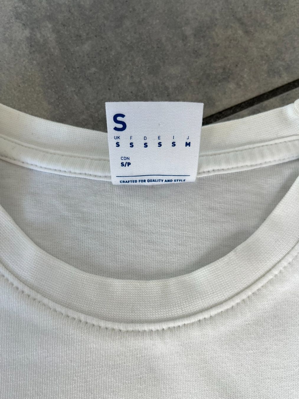 Reebok T-shirt: REEBOK T-Shirt Weiss – Usato da Otelfingen venduto da Denis_ZH 2
