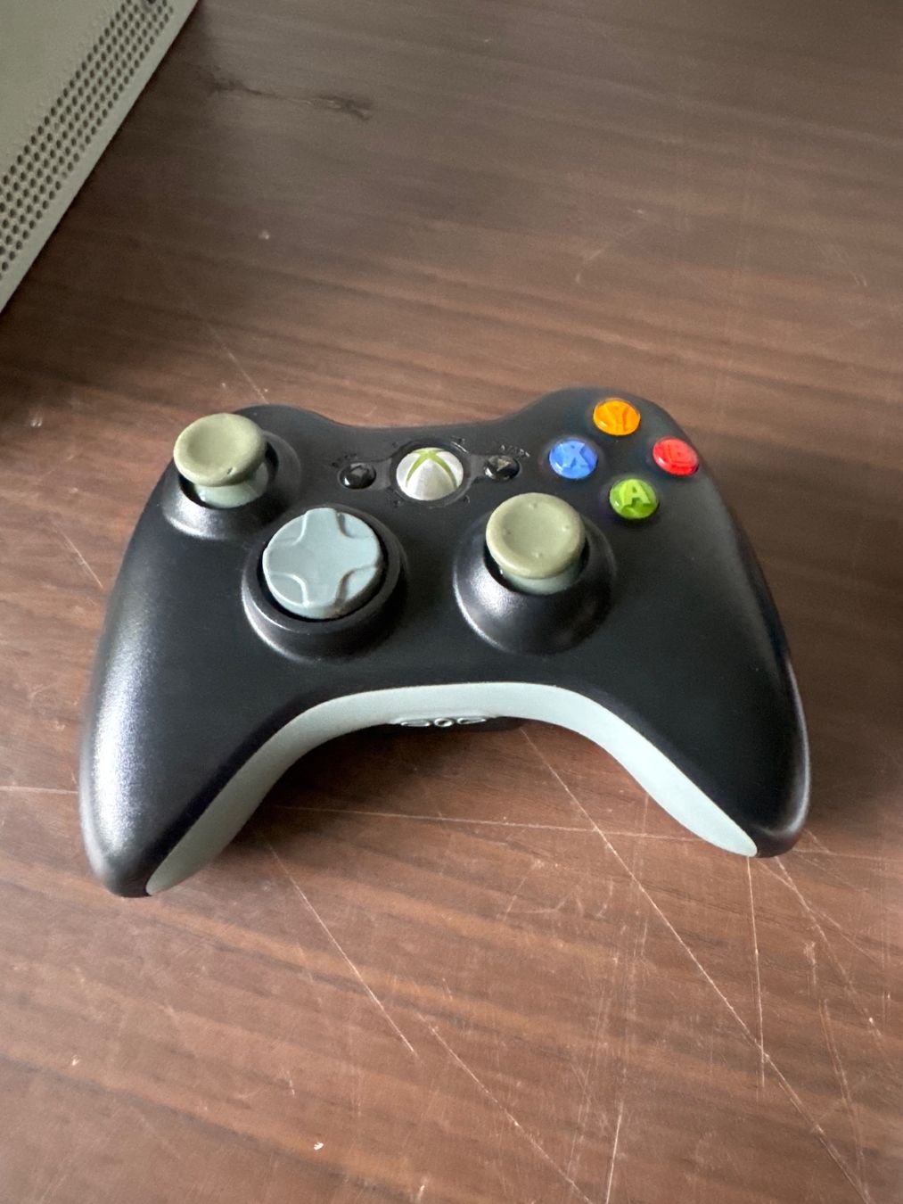 Microsoft Console: Xbox 360 Konsole mit Kinect, Controller & 4 Spiele! – Usato da Arisdorf venduto da comestibles 4
