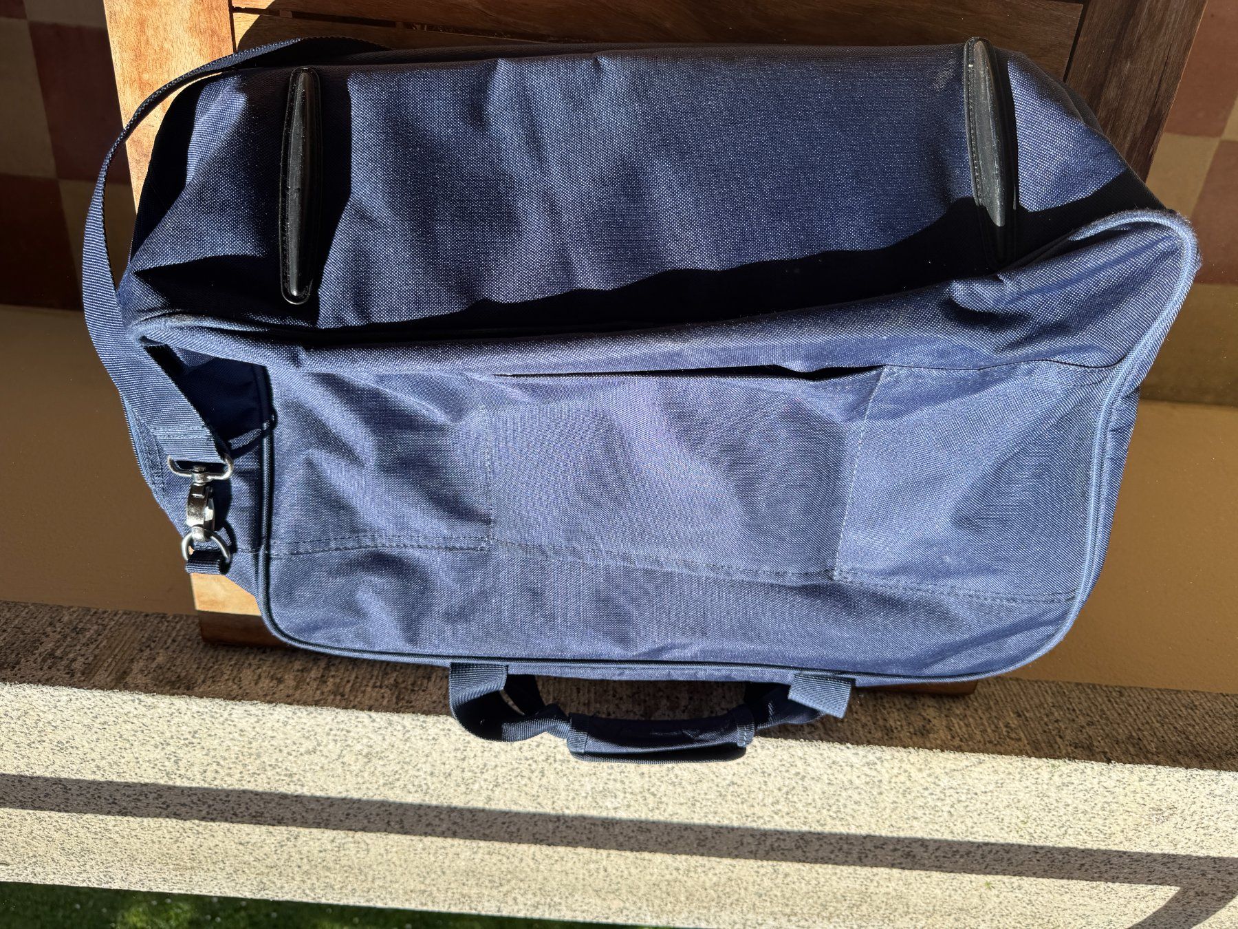 Lufthansa Borse: Sac a bagage cabine Lufthansa – Usato da Yverdon-les-Bains venduto da tvl_2qcr 1