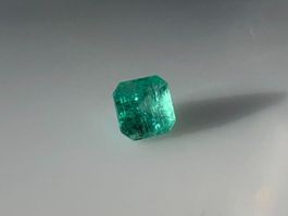 SMARAGD  bläulich/grün  octagon  0.46cts   Ural / Sibirien