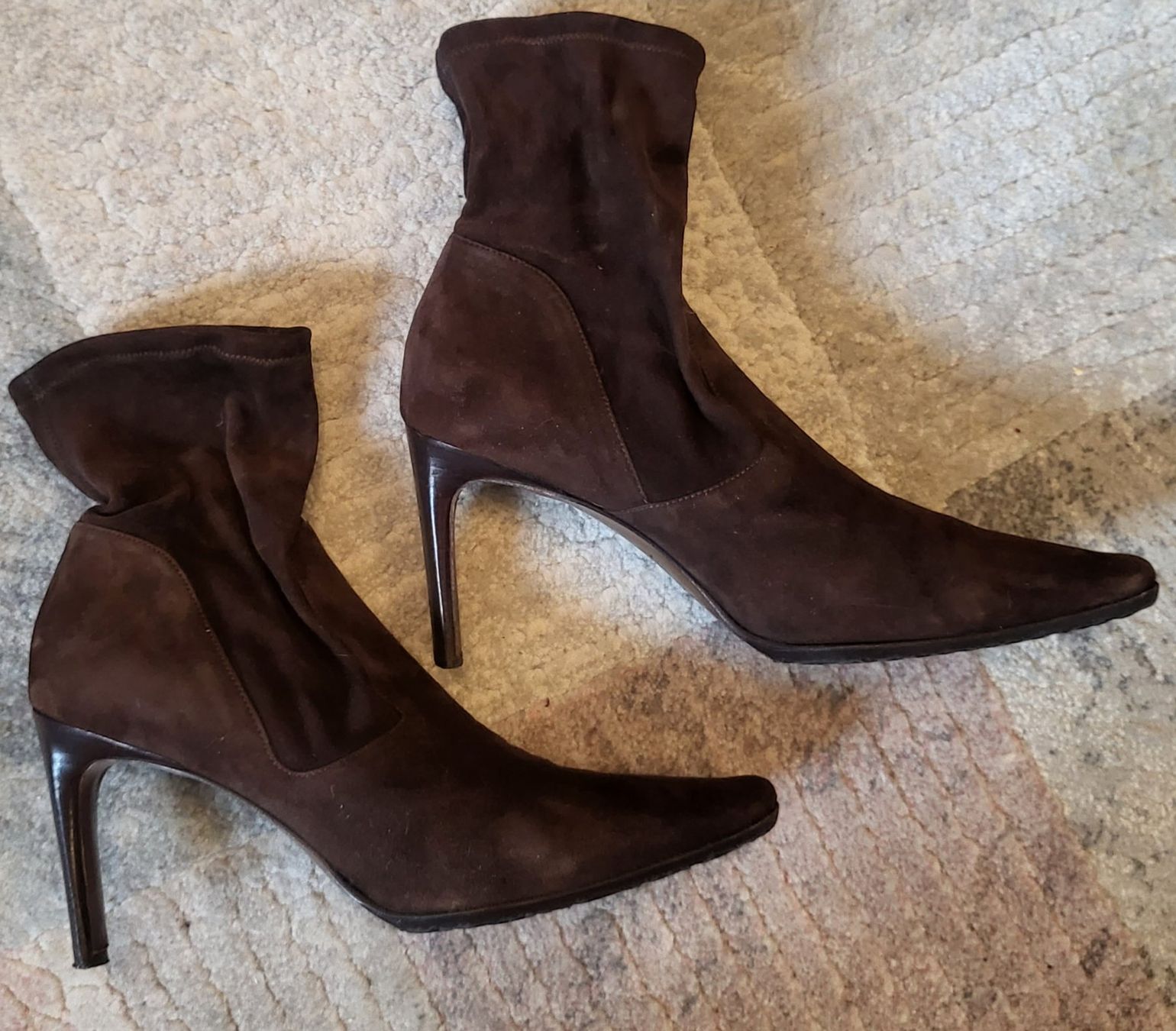 Scarpe da donna: Bottines chaussettes en daim marron, taille 38. – Usato da Neuchâtel venduto da wikit 1