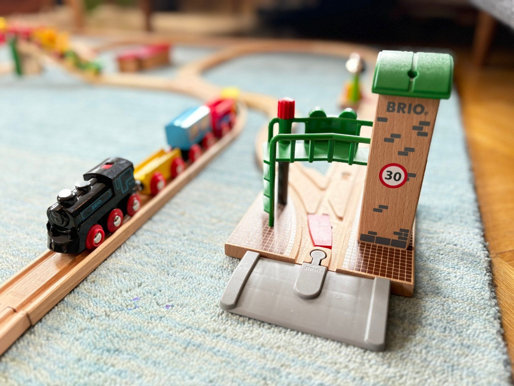 Brio Giocattoli: BRIO Spielzeug Eisenbahn Paket – Usato da Bern venduto da LASERWERK 3