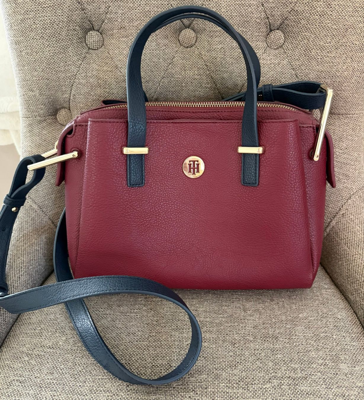 Tommy Hilfiger Taschen für Damen: Original Tommy Hilfiger Ledertasche – Gebraucht aus Büttikon AG von gluschtig