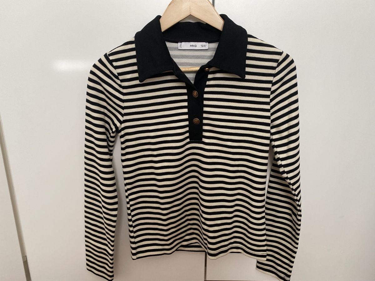 Mango Maglioni & Felpe: Haut Mango à rayures noir et blanc. Taille S – Nuovo (secondo la descrizione) da Aigle venduto da Celina28