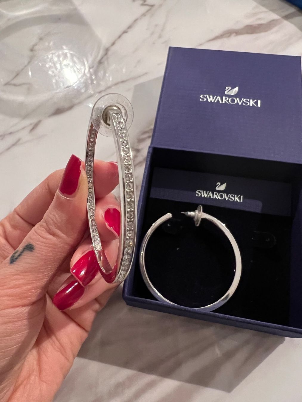 Swarovski Orecchini pendenti & Orecchini a lobo: Swarovski Creolen – Usato da Chur venduto da Mabaum 1