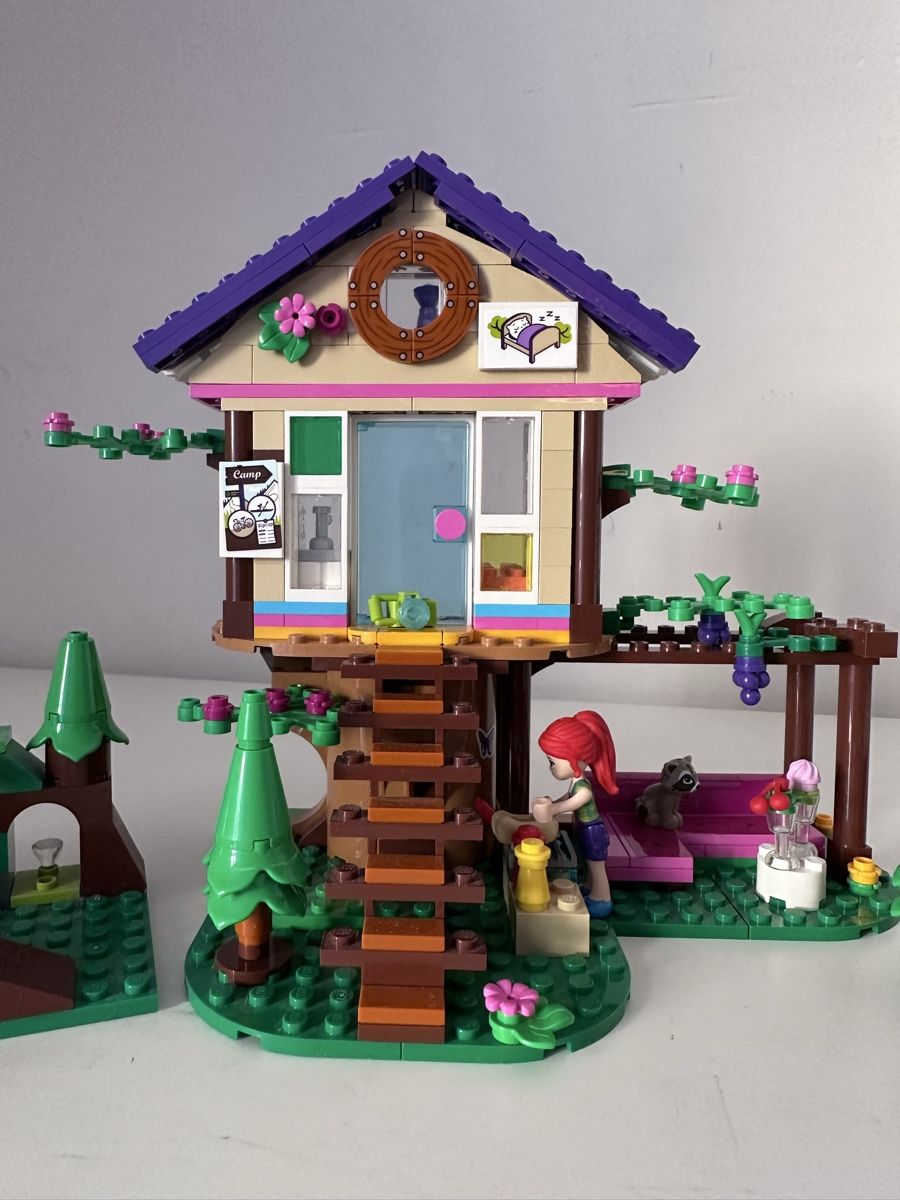 Lego Giocattoli: Lego Friends Baumhaus plus Zugabe – Usato da Malans GR venduto da aicul31 1