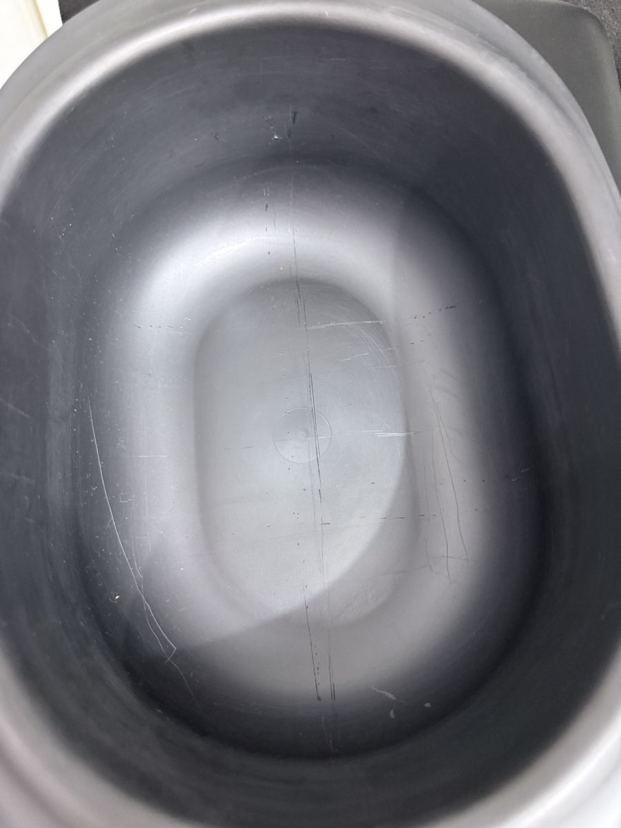 Tupperware Backformen: Tupperware Ultra pro 3.3Liter Bräter – Gebraucht aus Winterthur von Puma2662 1