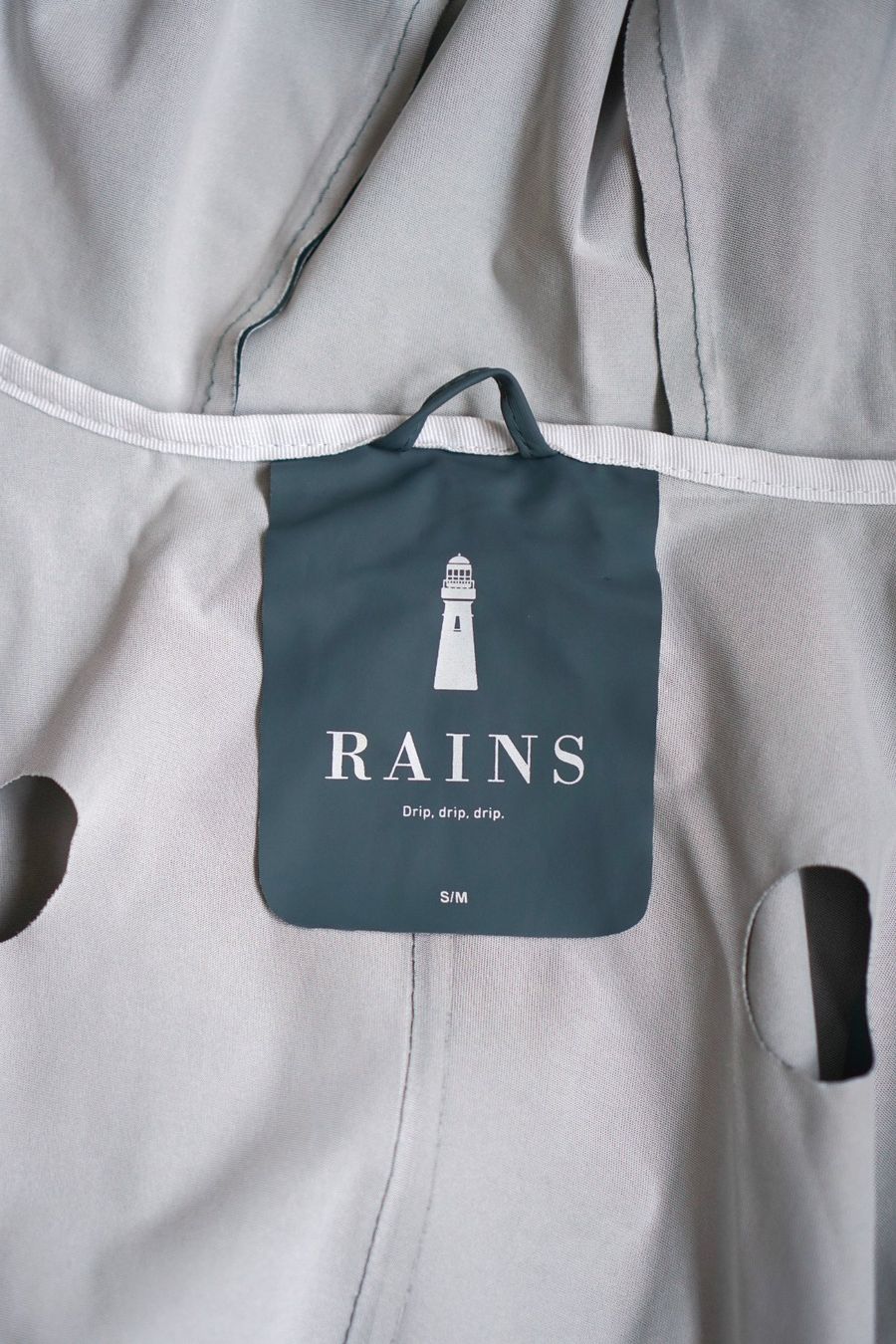 Rains Giacche: RAINS Regenjacke, Hellblau, Gr. S / M – Usato da Brugg AG venduto da Wavey 2