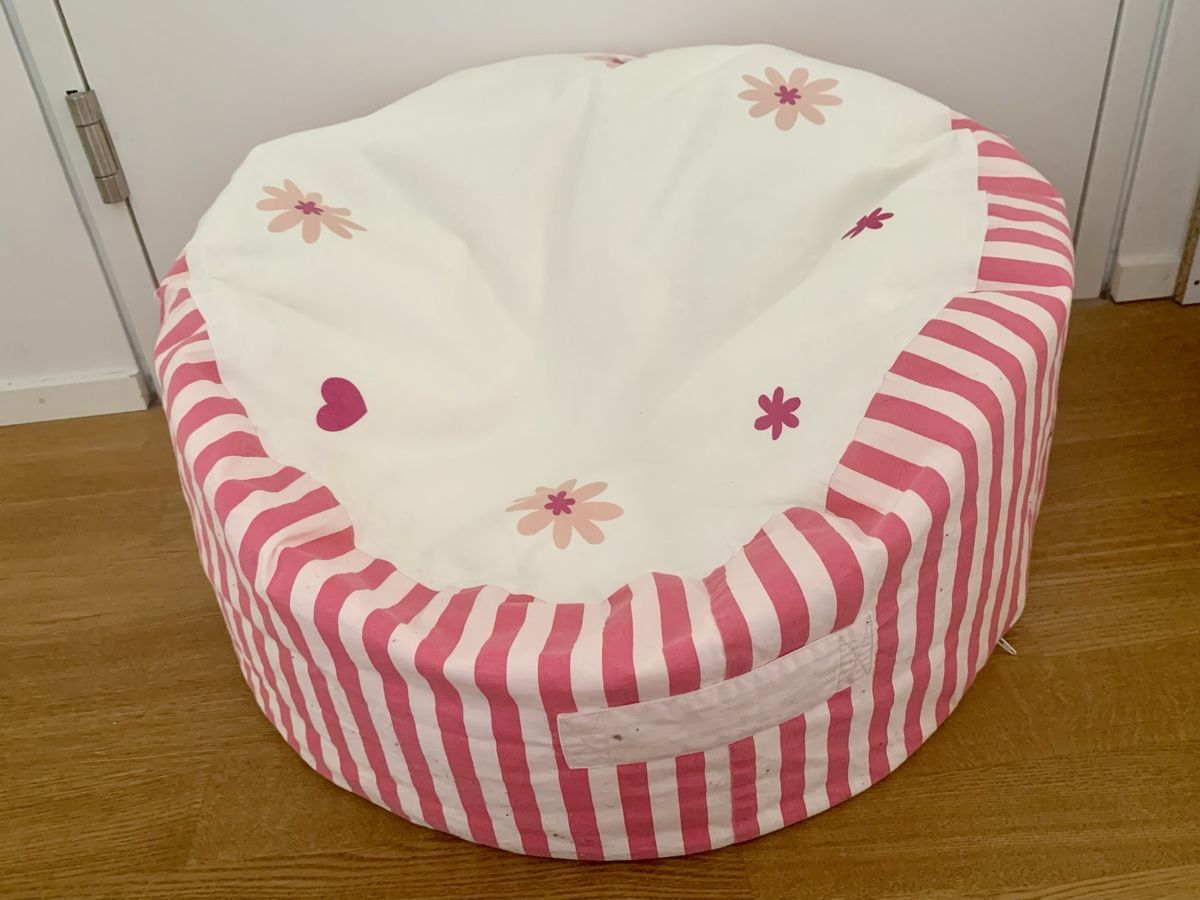 Poltrone: Kinder Sitzsack/Pouf weiss, pink – Usato da Bern venduto da lalla99 4