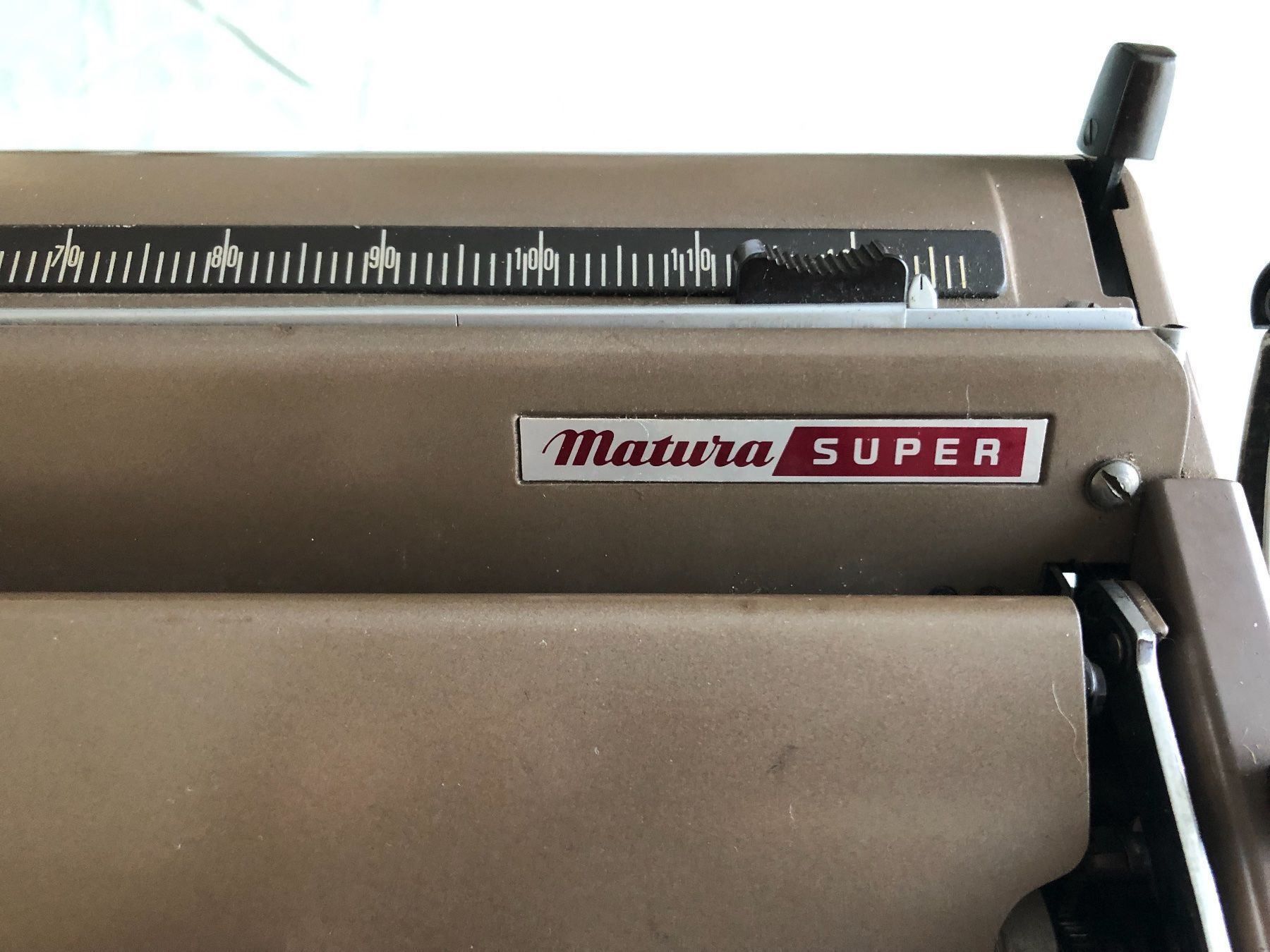 Triumph Macchine da scrivere: Antike Schreibmaschine "TRIUMPH" Matura – Usato da Rheinfelden venduto da Floyd5 5