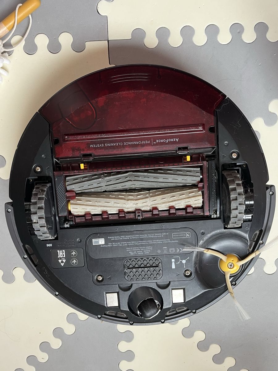 Irobot Staubsauger & Zubehör: iRobot Roomba 896 Staubsauger – Gebraucht aus Birmensdorf ZH von Bela-Oz 5