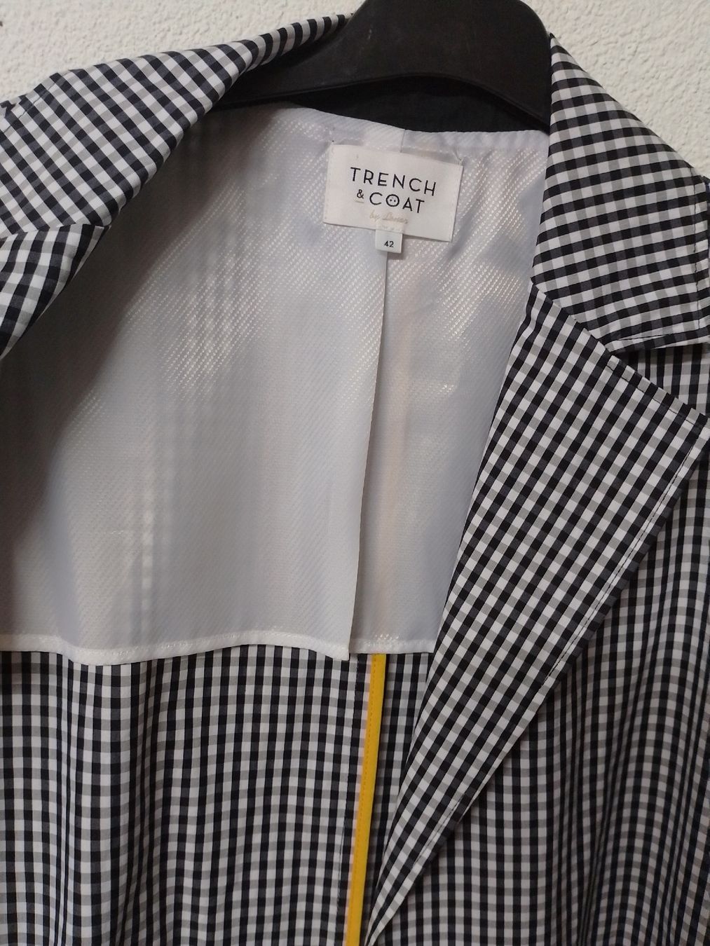 Cappotti: TRENCH&COAT Mantel Gr 40 – Usato da Luzern venduto da GoSecond 5